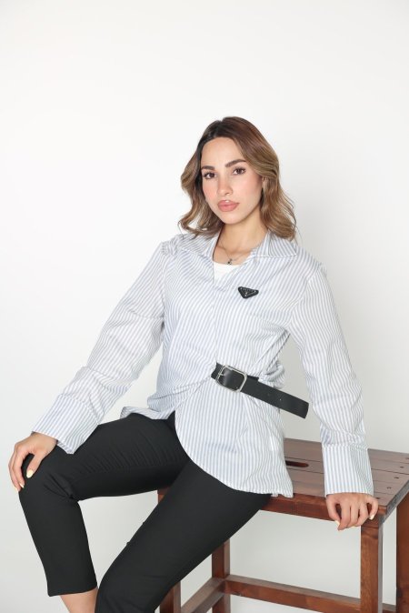 أبيض مخطط